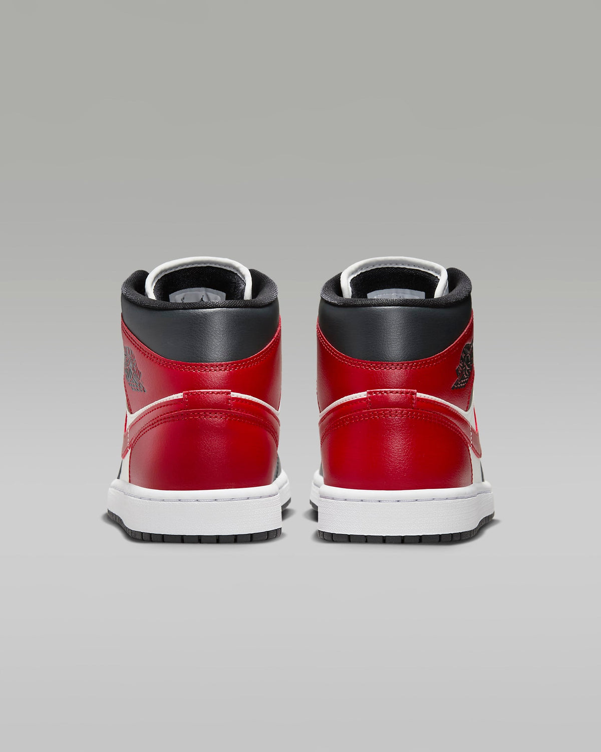 Nike WMNS Air Jordan 1 Mid BQ6472-160